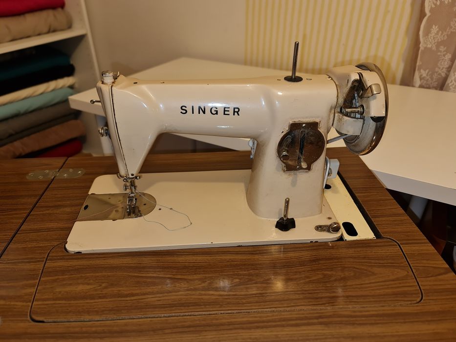 Maquina de costura singer