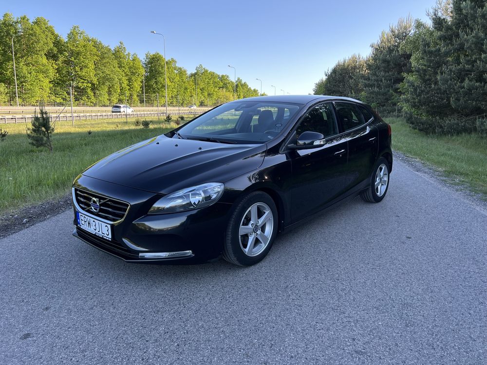 Volvo V40 1.6d 115 km D2 Stan BDB Serwis 2014r