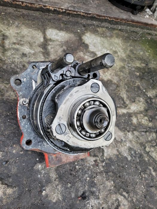 Przekładnia WOM Mtz 80,82,50  kompletna