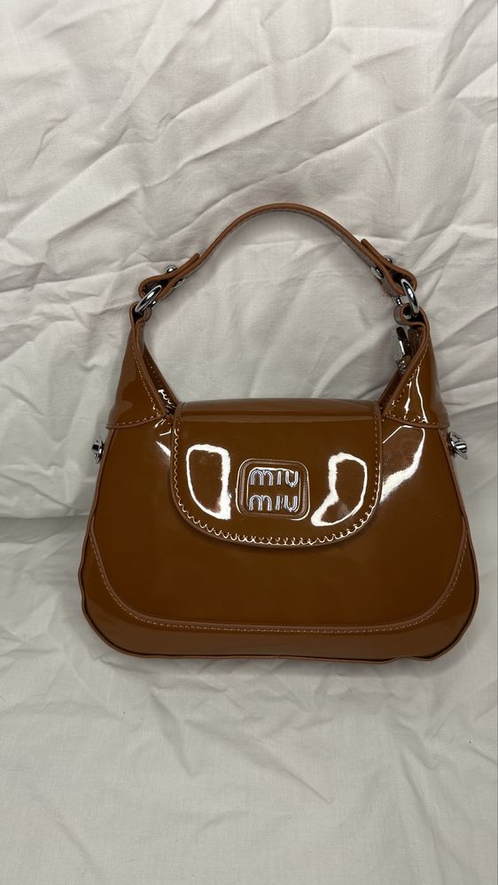 Mala Miu Miu Castanha