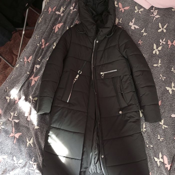 Жіноча зимова куртка
