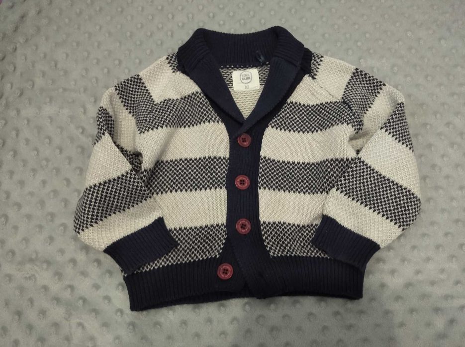 Sweterek i koszulobody 86