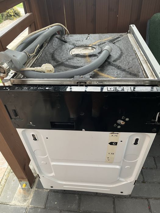 Zmywarka Caddy 45 cm pod zabudowe