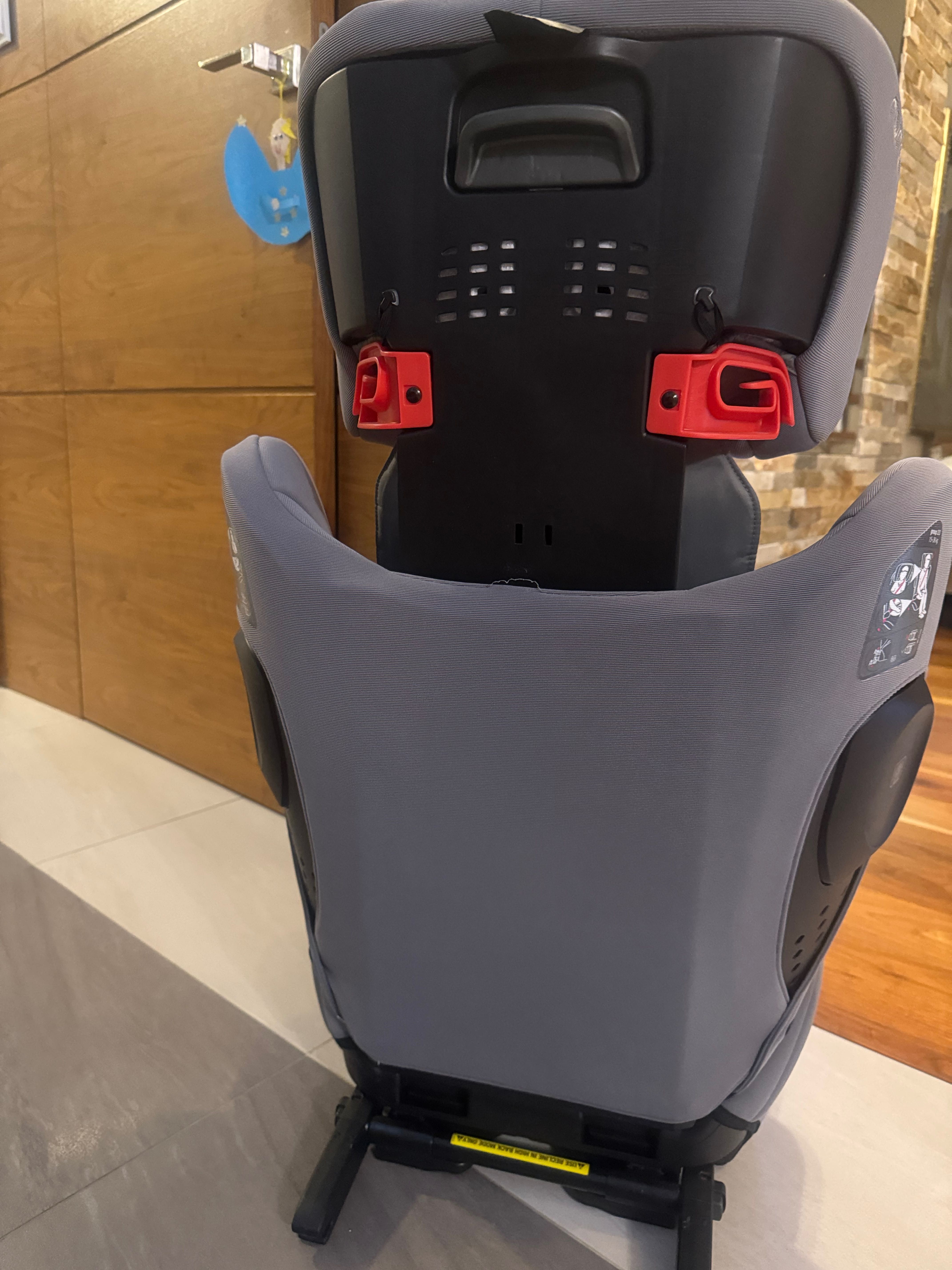 Fotelik samochodowy Nuna Aace z isofix 15-36 kg.