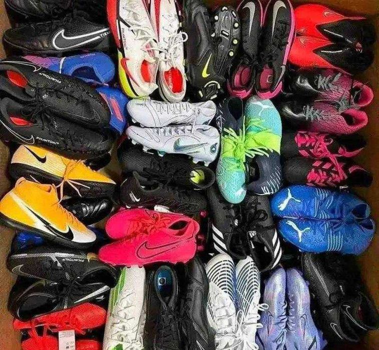 Футбольне взуття ОПТОМ Доросле Бутси Сороконіжки ОПТ Футзалки Сток