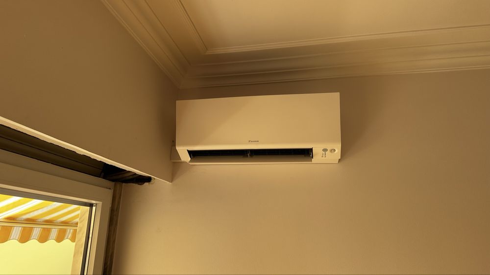 TECNICO DE AR CONDICIONADO, INSTALACAO, CARGA DE GAS