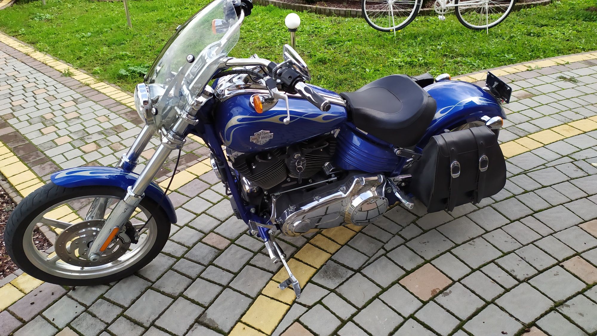 Harley Davidson Rocker C Softail
