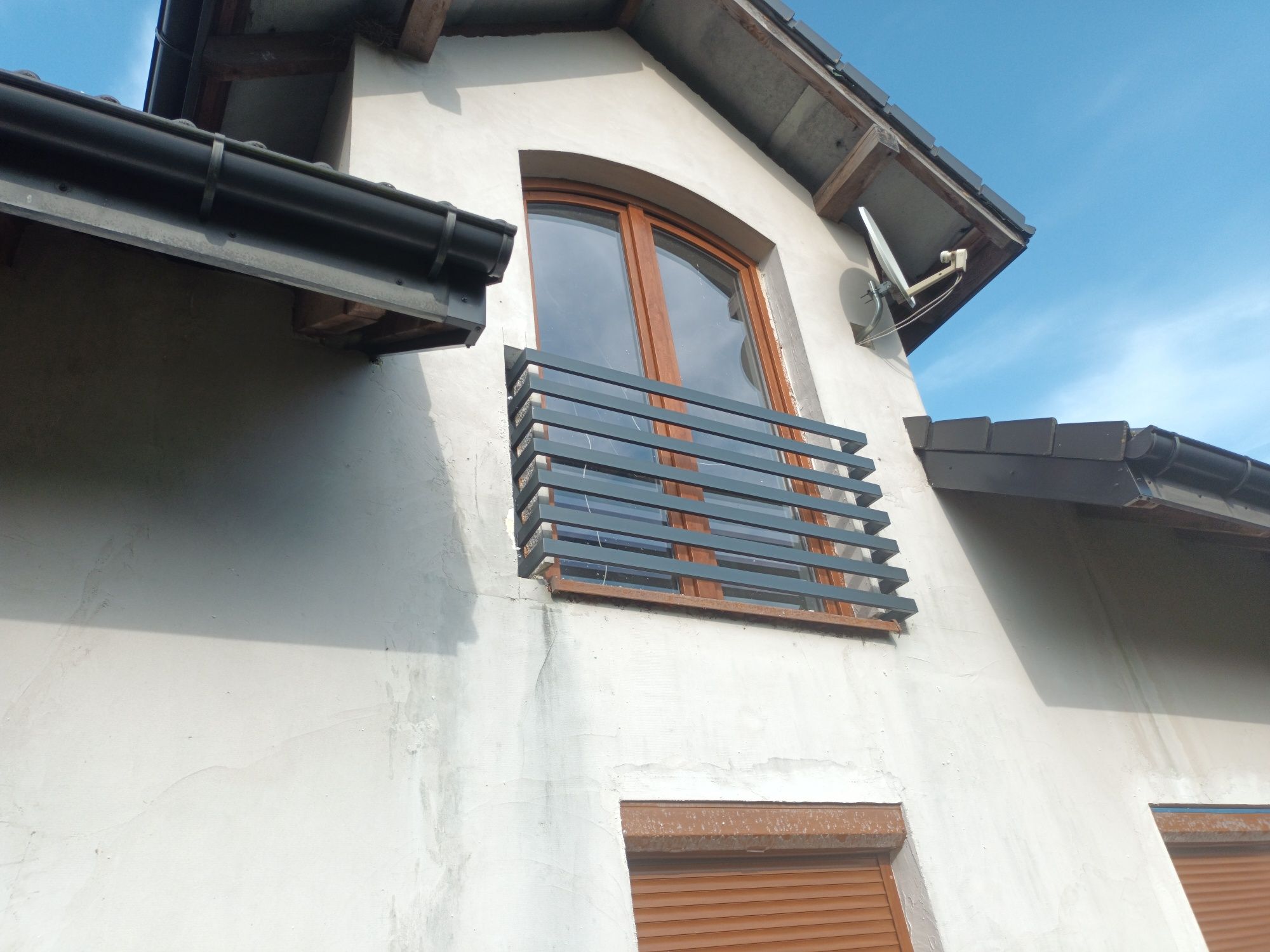 Bramy ogrodzenia balustrady