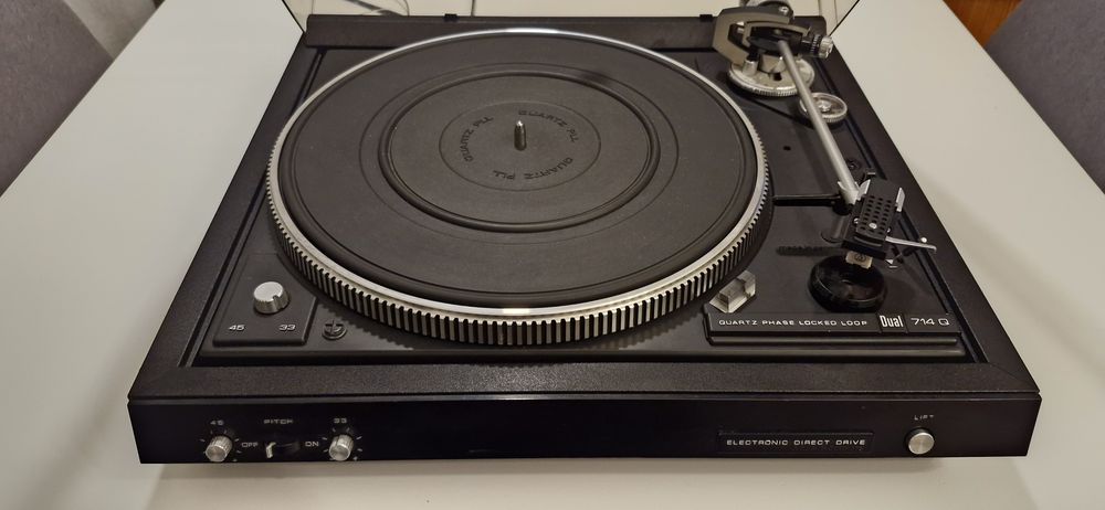 Gramofon Dual 714Q
