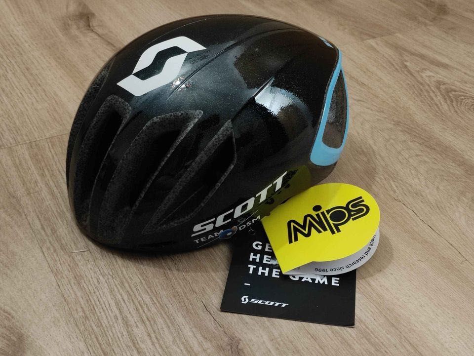 Capacete Scott Cadence Plus C/MIPS Team DSM "Novo"