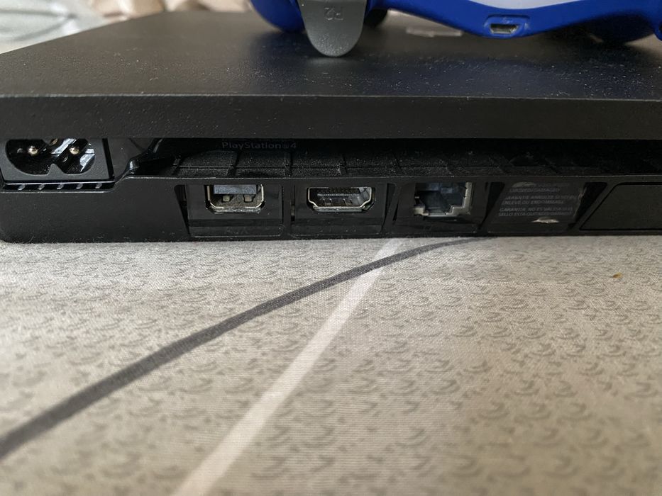 Playstation 4 slim 500GB