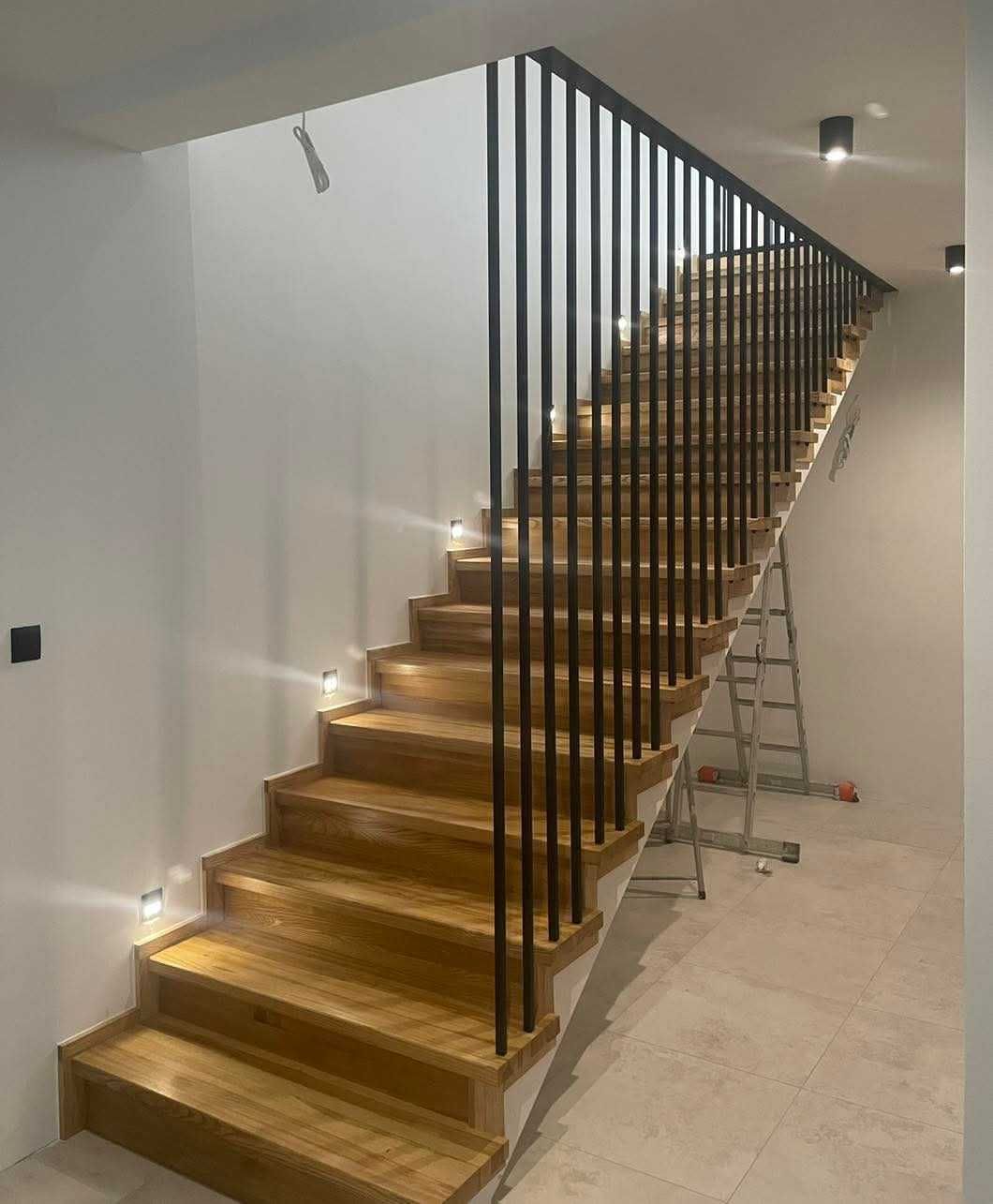 Ogrodzenia . Balustrady . Schody . Konstrukcje stalowe .