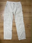 Bezowe spodnie cargo Pull&Bear