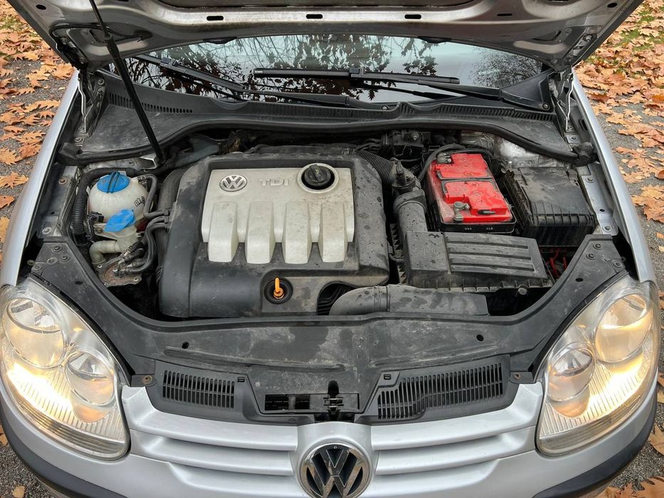 Продам Фольксваген гольф 5 1.9 тді