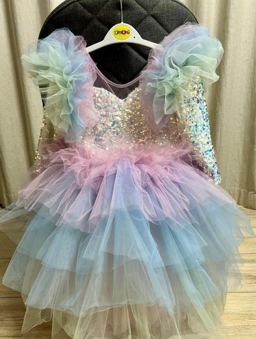 Сукня святкова на дівчинку 104-110 см