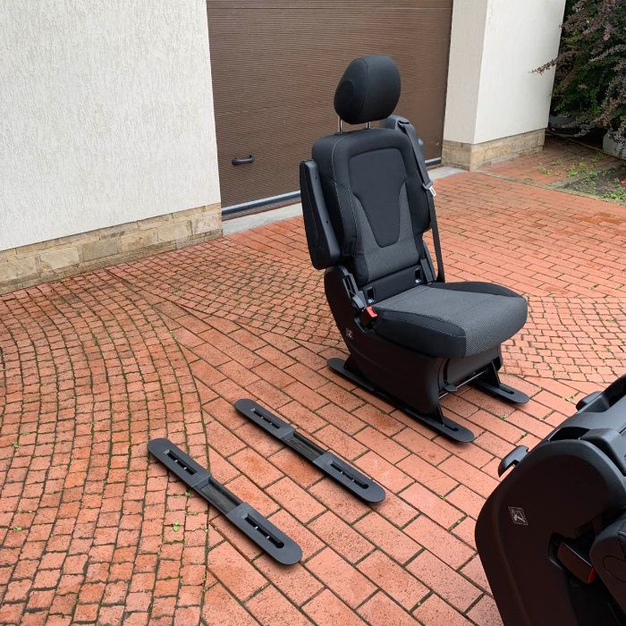 Сиденья для бусов VW T5 Т6 каравелла вито трафик виваро vito W447 639