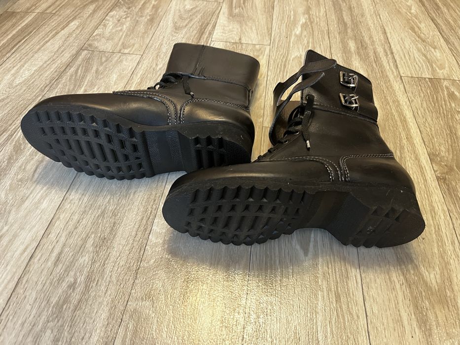 Берці нові , стан ідеальний