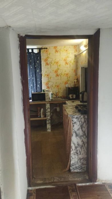 Здам  будинок  до 10 місць камунанльні включені  3 м. 90 тис.