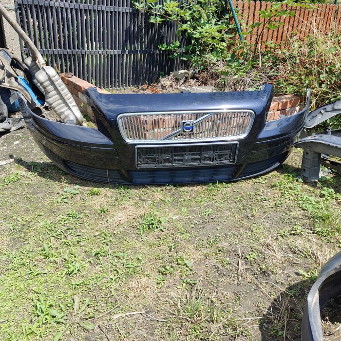 Volvo V50 przód zderzak maska chłodnice