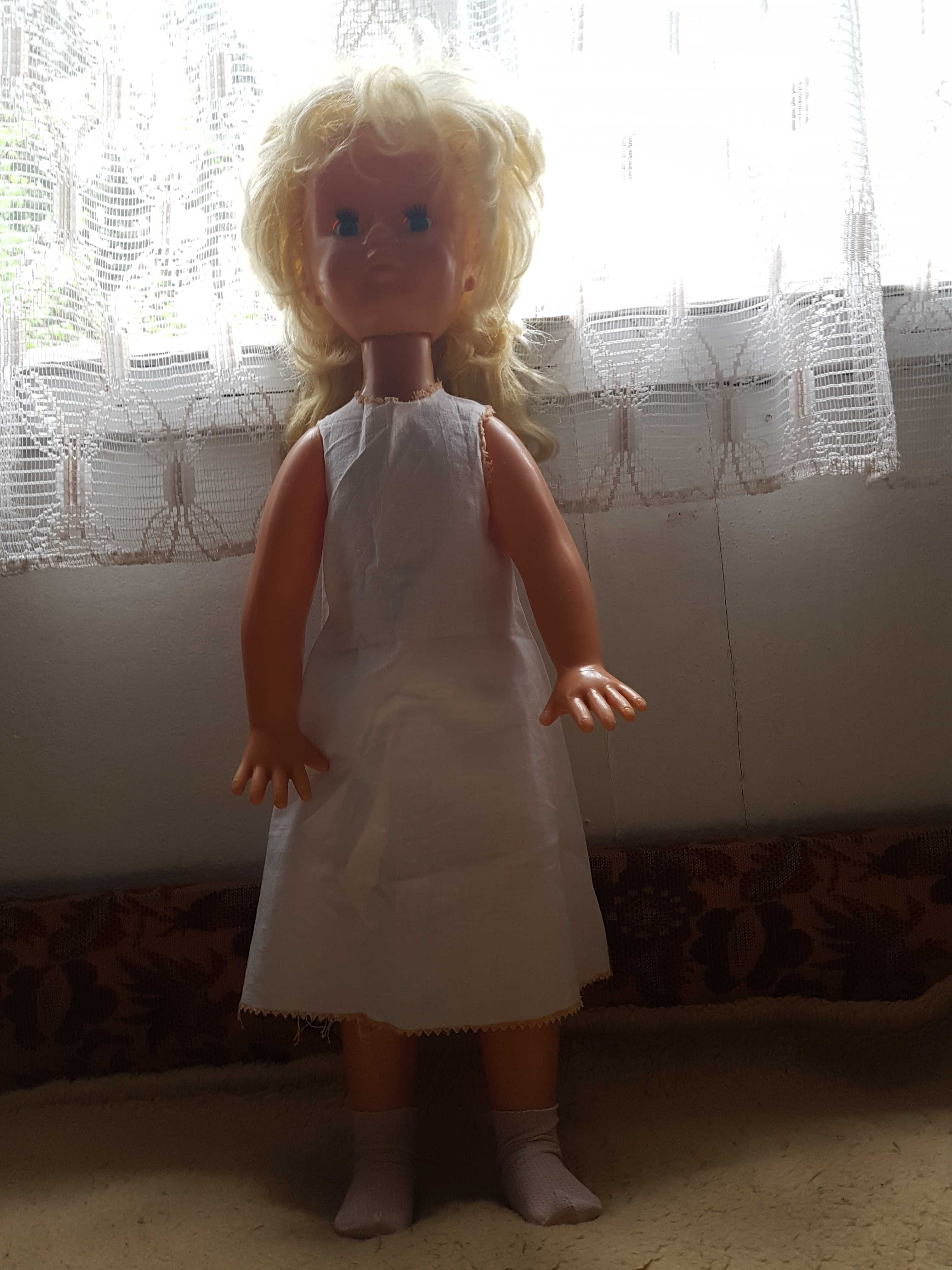 Duża blond piękność lalka z PRLu, 70 cm