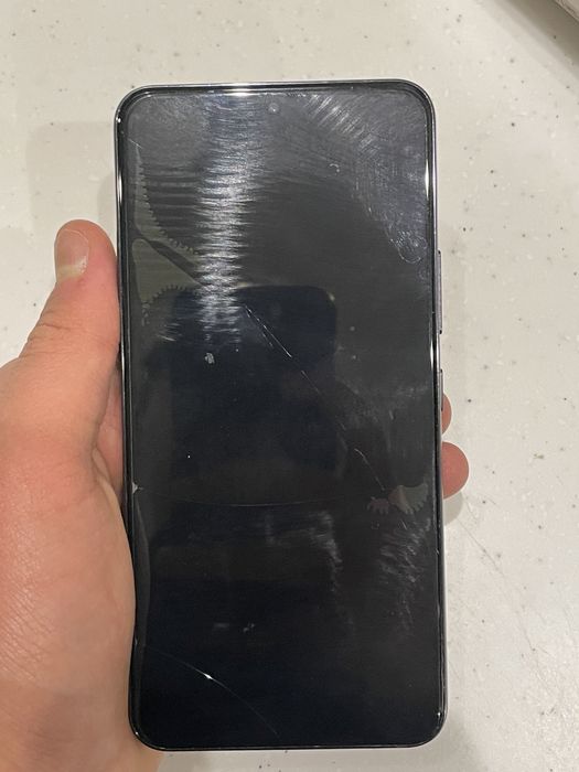 Samsung S22 8/128 Стекло не треснуто Это защитное стекло!
