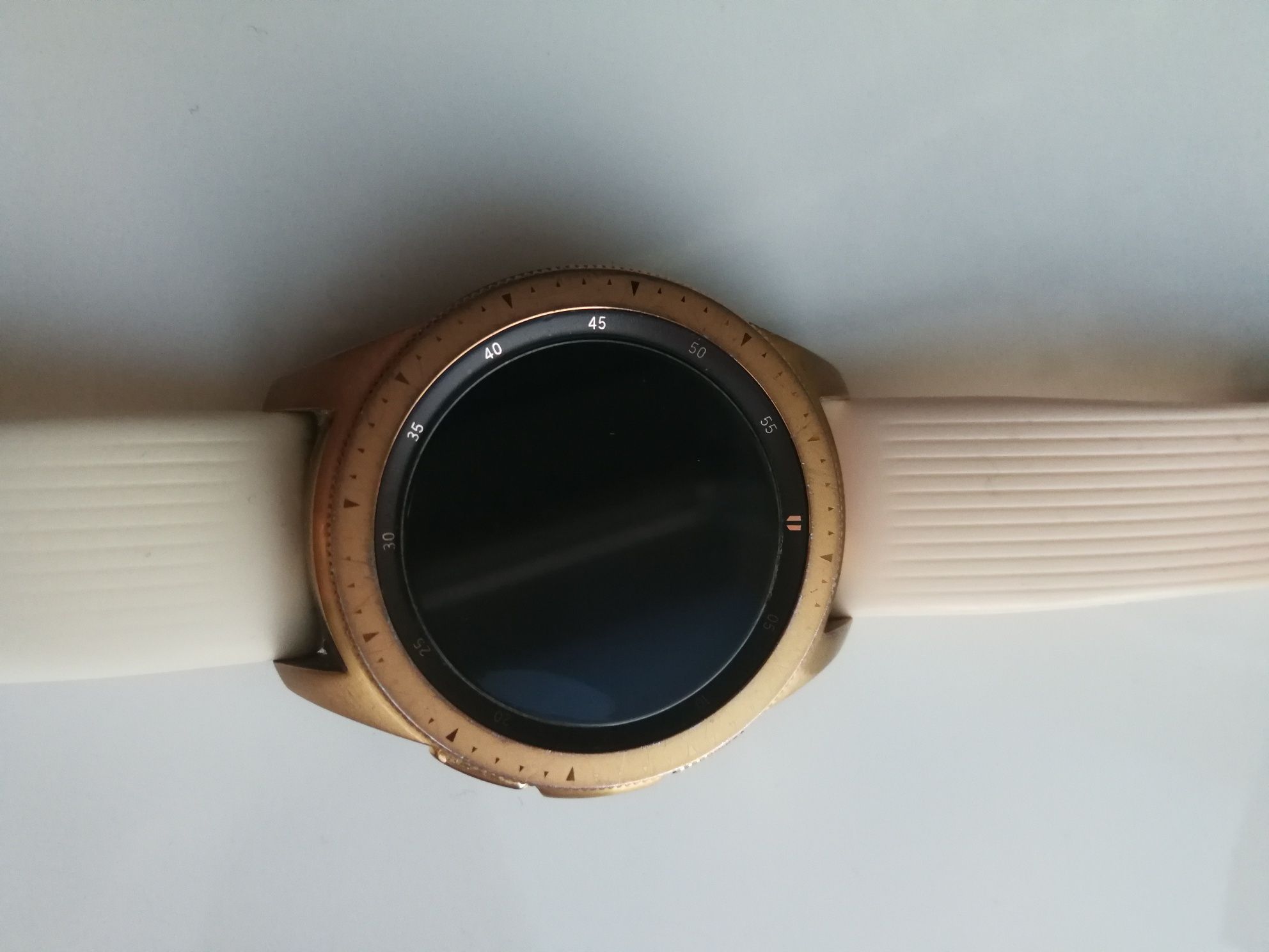 Смарт-годинник Samsung Galaxy Watch SM-R810 42mm Rose Gold.