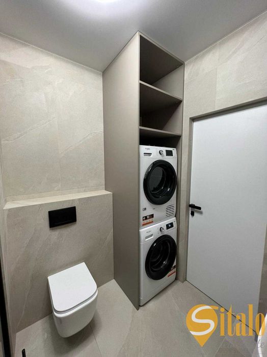 Продаж 2 кімнатної квартири, вулиця  Кругла ( Варшавська)