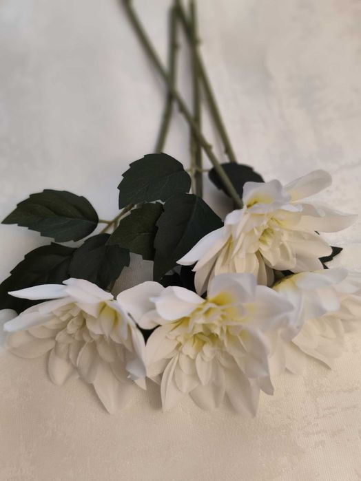 4 Flores Artificiais IKEA Brancas