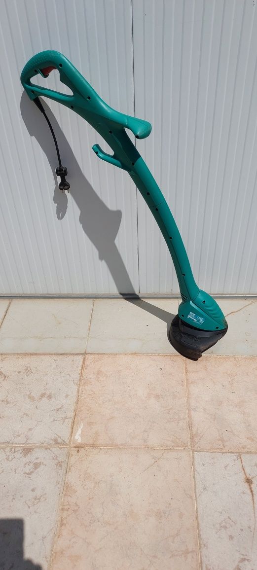 Roçadora elétrica,  220 V, Bosch
