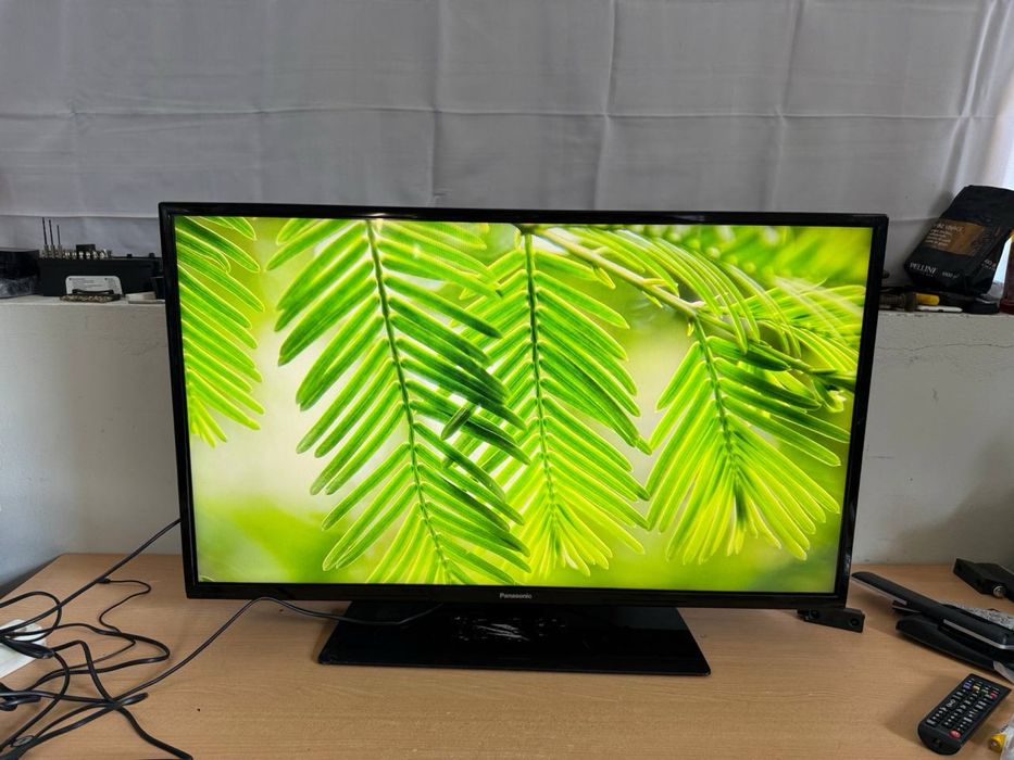 Телевізор Panasonic / 39” / Full HD