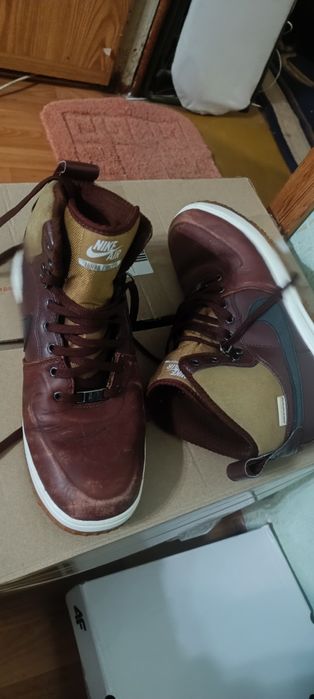 Продам Nike р.44 28 см