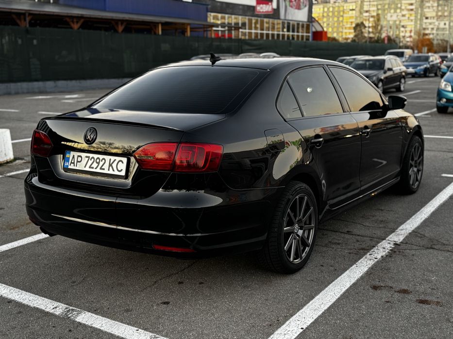 Volkswagen Jetta 2.0 TDI 2012