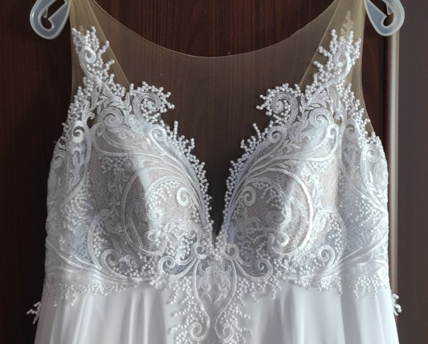 Piękna suknia ślubna