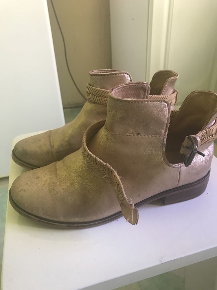 Buty Zara r 35 w dobrym stanie