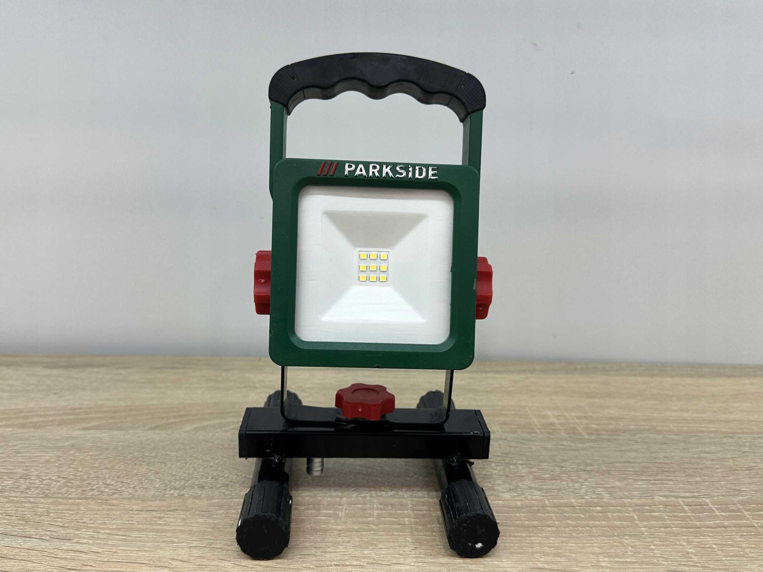 Reflekkor Parkside Cordless LED Worklight 10W – bardzo dobry stan!