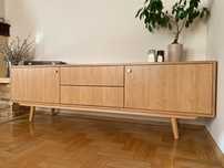 Szafka RTV (sideboard) 200cm z szufladami tip-on i pionowym usłojeniem
