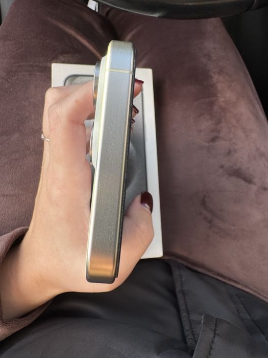 Iphone 15 pro max 256gb ! 90%акб идеал! Физ.сим