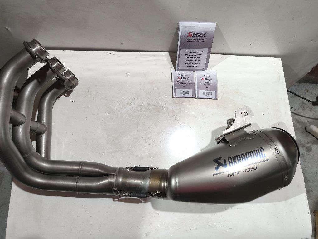 Ackrapovic Yamaha MT 09 / TRACER  900 / XSR 900