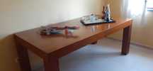 Mesa para sala e cadeiras (madeira)
