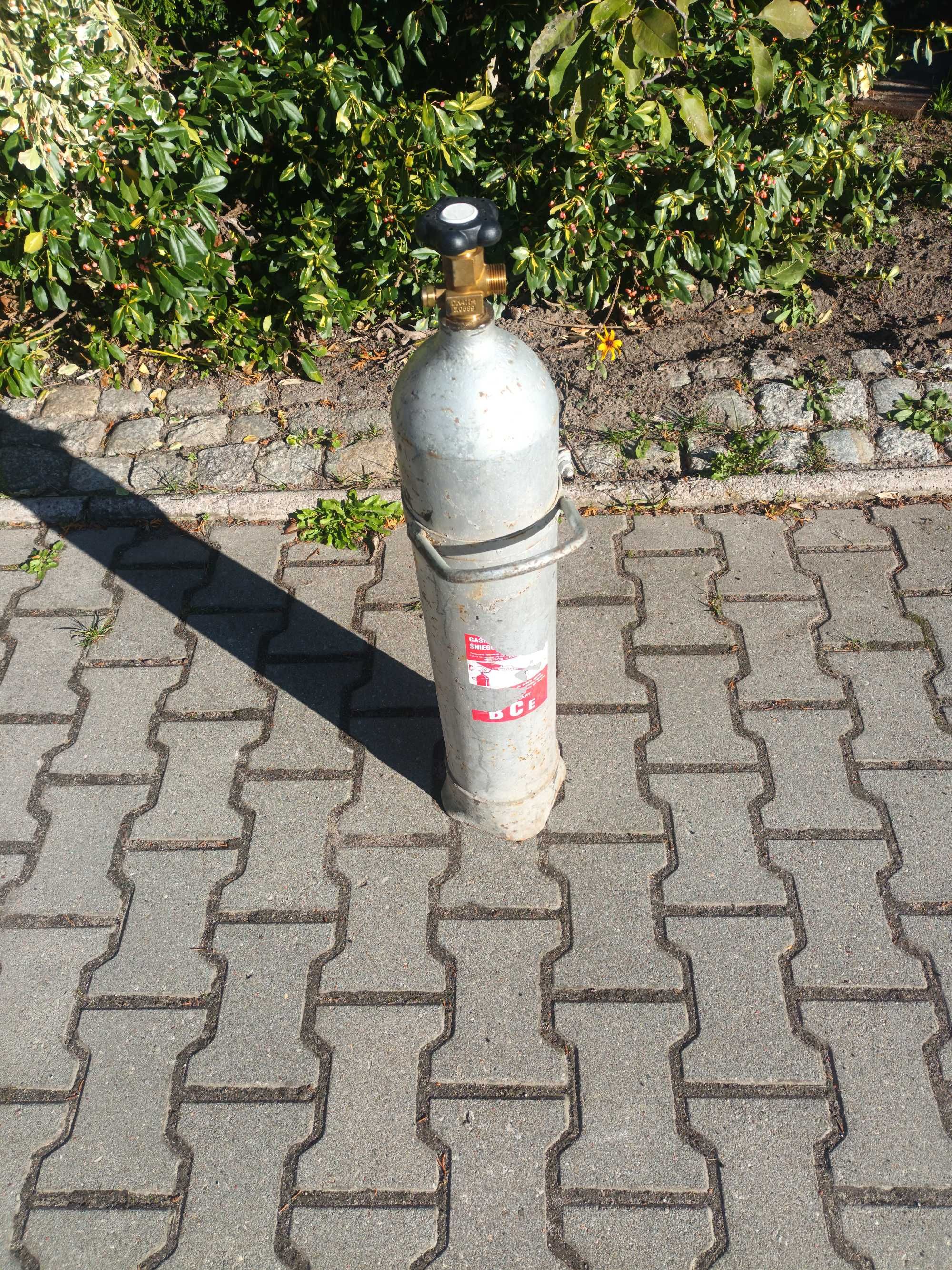 Butla co2 8l pelna nowy zawor