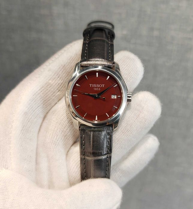Жіночий годинник Tissot Couturier Lady T035.210.16.371.00