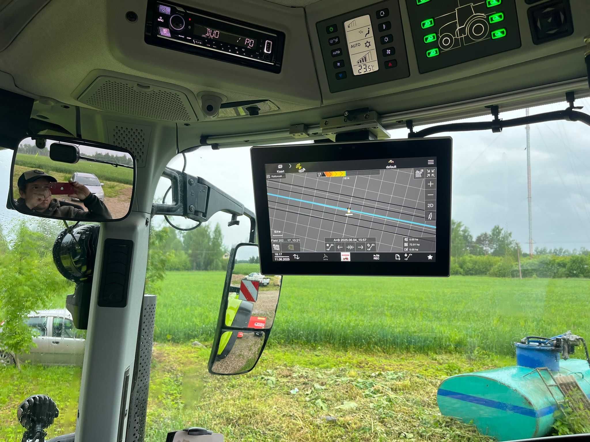 Claas Arion 650 - 2024 rok - tylko 910 godzin - ładowacz - przedni WOM
