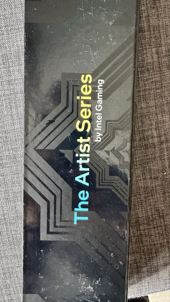 Nowa podkładka gamingowa Intel Artist Series x Clackd (900x400mm)
