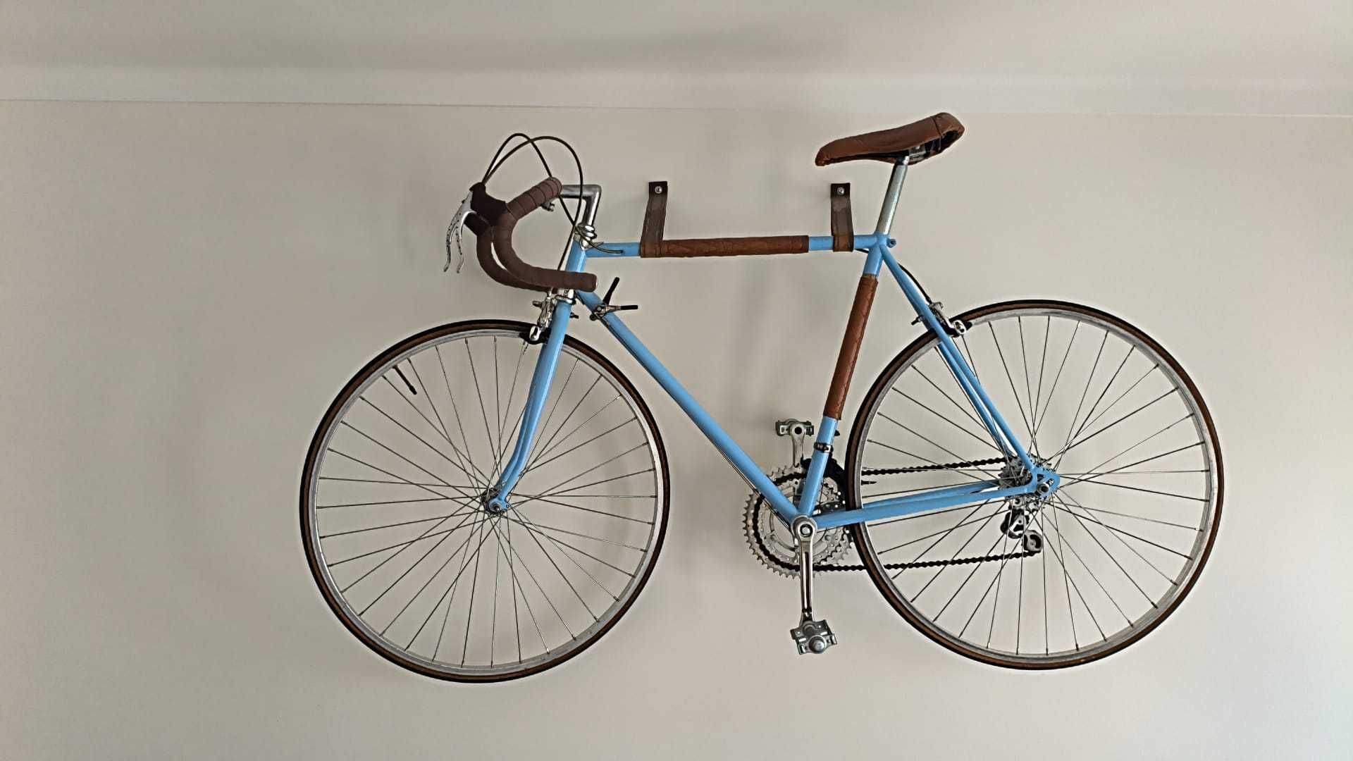 Bicicleta de Ciclismo Antiga Restaurada