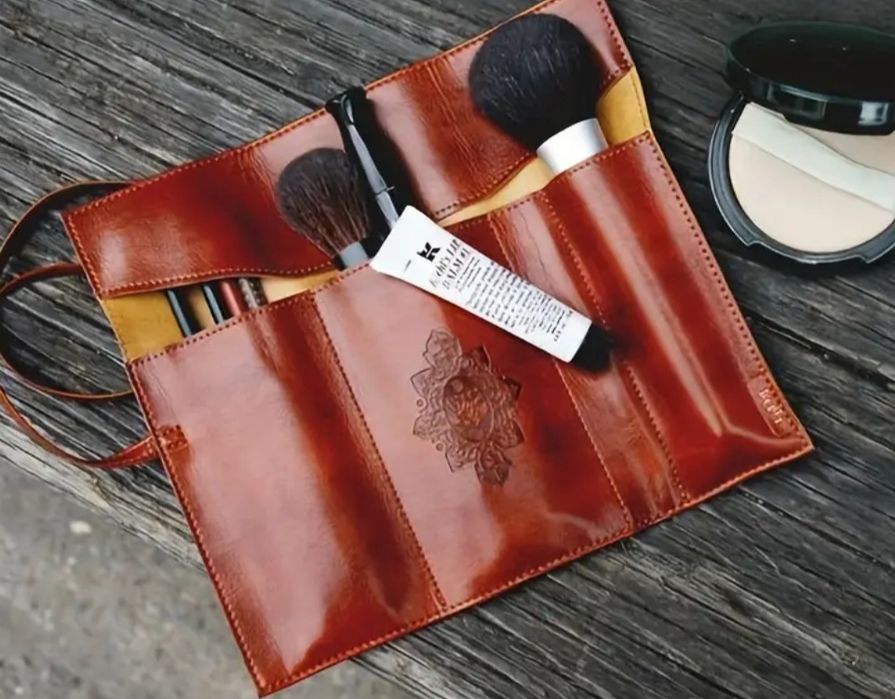 Сумочка для карандашей и кисточек