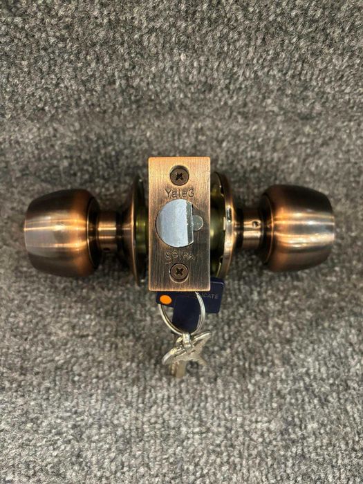 Ручка-засувка кнобсет Yale3 дверна замок/циліндр Mul-T-Lock Classic