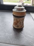 Kufel myśliwski ceramiczny z pokrywką cynową