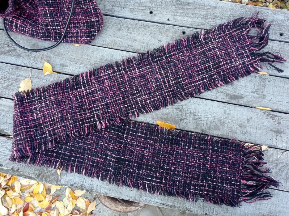 Женская сумка-сумка из твида в клетку и шарф.