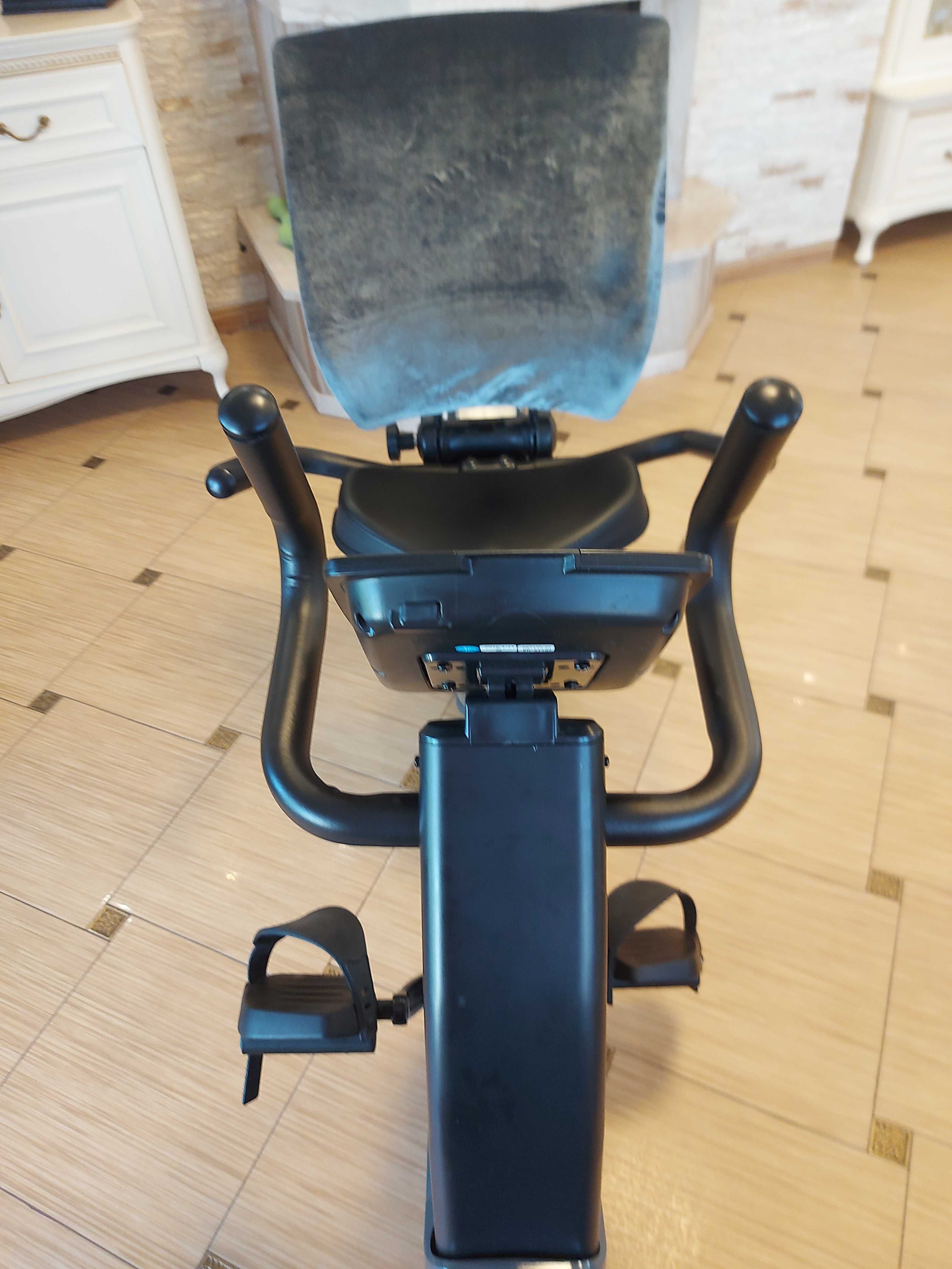 Rower stacjonarny poziomy z generatorem HMS R1817