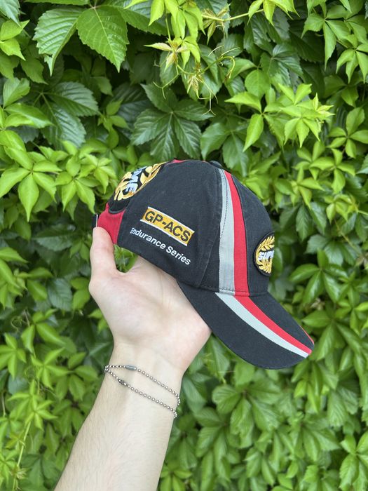 Supreme Endurance Siries 6-Panel Black Cap